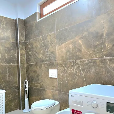 Lalzit Bay Dream - Happy Apartment