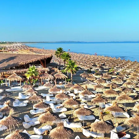 Lalzit Bay Dream - Happy Апартаменты